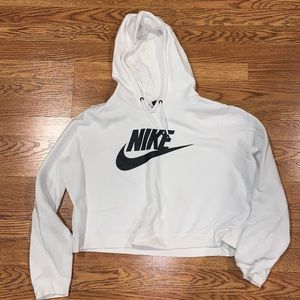 Cropped Nike Hoodie